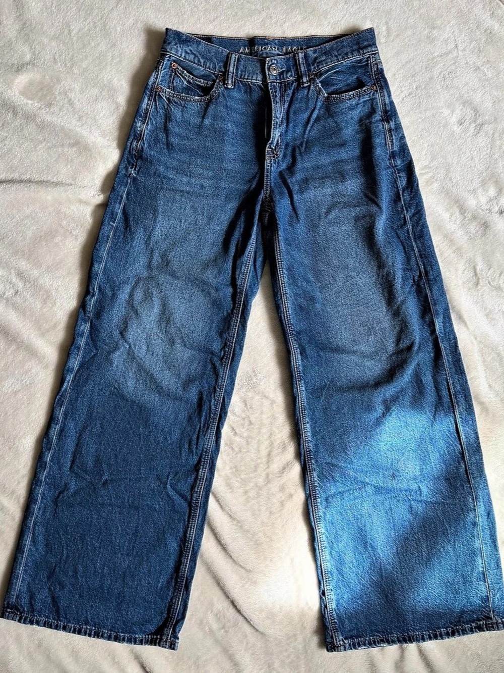American Eagle Outfitters Low-Rise Ultra Wide Leg Jeans Waist 00 Blue